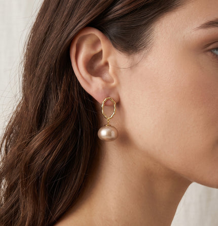 Sculpted Grey Pearl Drop Earrings
