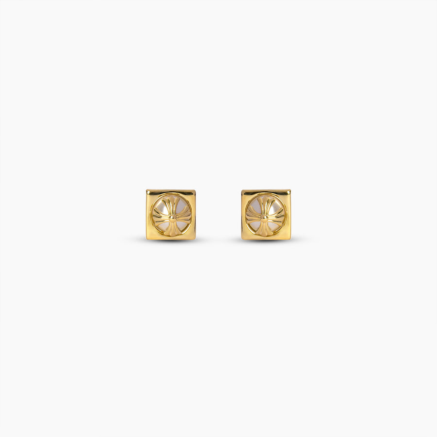Petal Frame Gold Stud Earrings