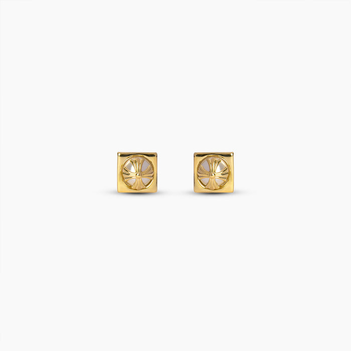 Nova Pearl Stud Earrings