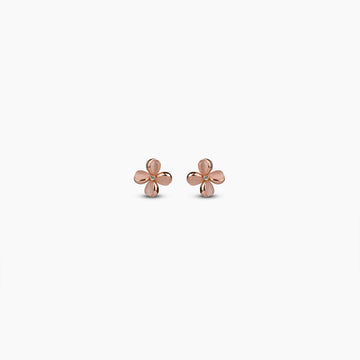 Blush Floral Clover Pendant Set