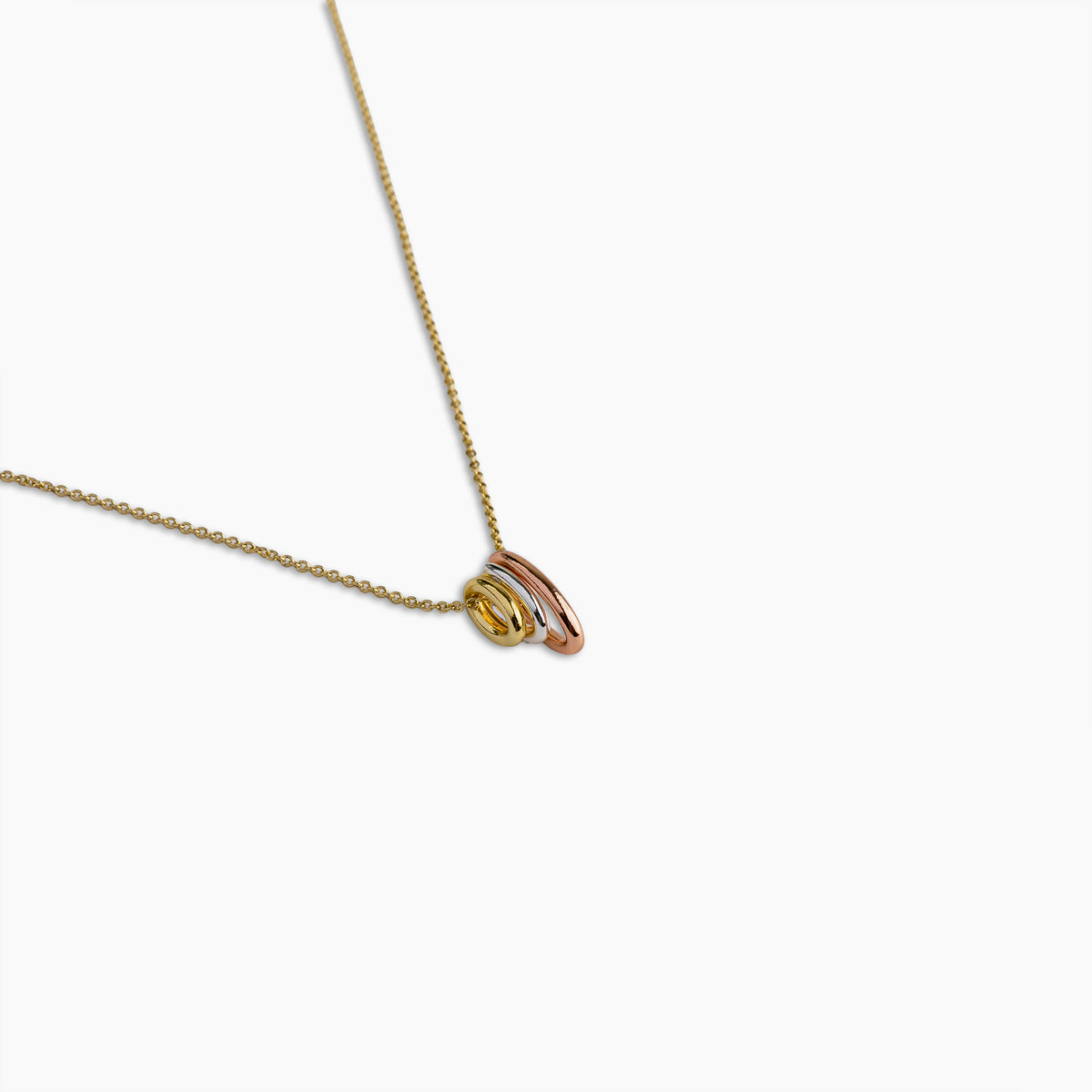 Tri-Color Interlocking Ring Necklace