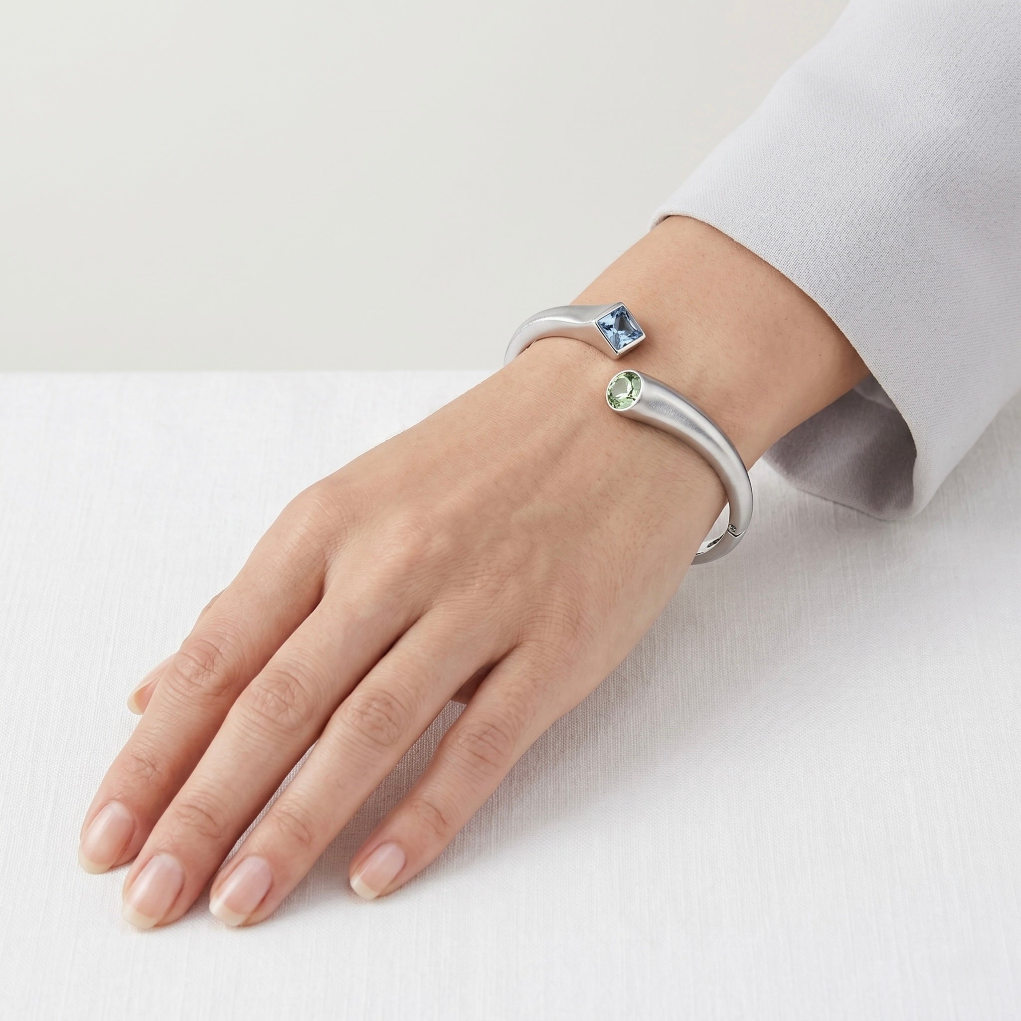 Brushed Mood Twin Tide Cuff