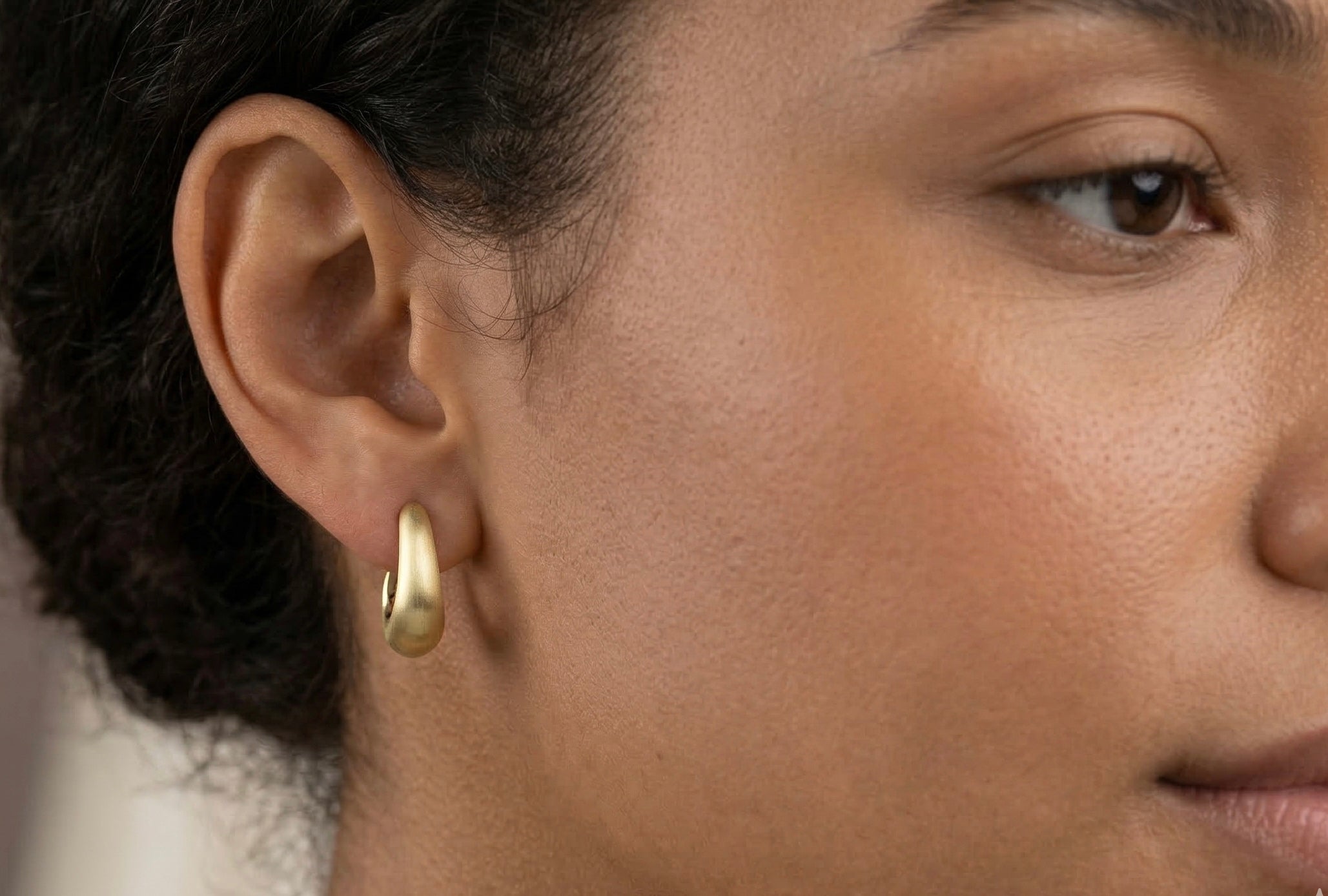 Brushed Mood Gold Hoops