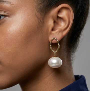 Sculpted Pearl Drop Earrings